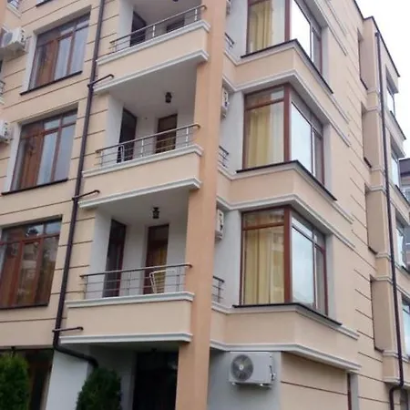 Flat Near The Sea *