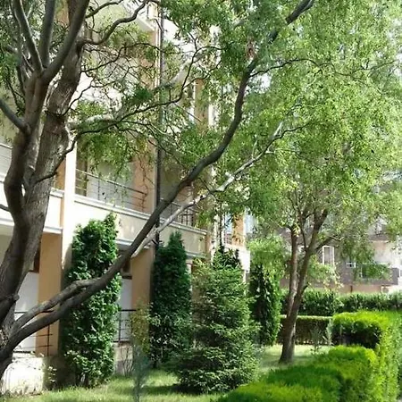 아파트 Flat Near The Sea 네세부르